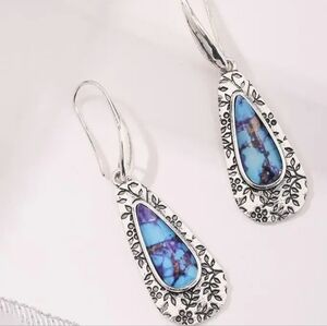 925 Silver carved vintage style earrings NWT. Fast Ship. 4,000 Items Sold